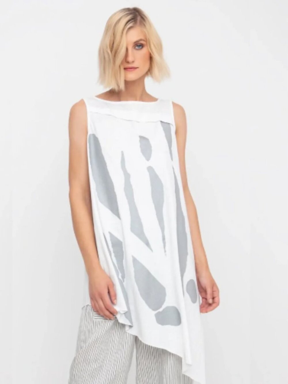 Ozai N Ku Dreamy Cotton Sleeveless Silver White Asymmetric Tunic Top size L